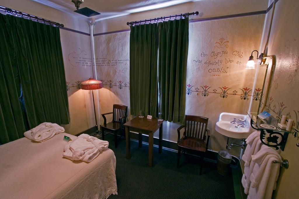 Вилла Mcmenamins Olympic Club Сентрейлия Экстерьер фото